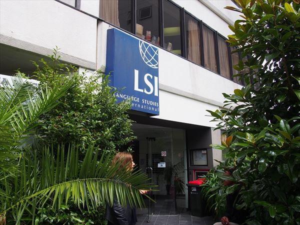 Language Studies International(LSI)